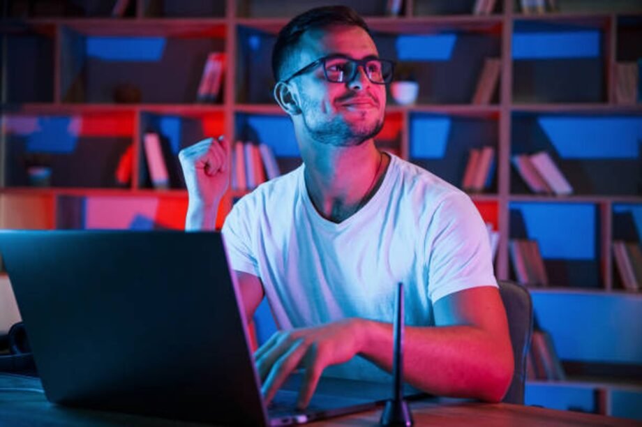 Best Blue Light Sunglasses for Eye Protection (2026 Guide)
