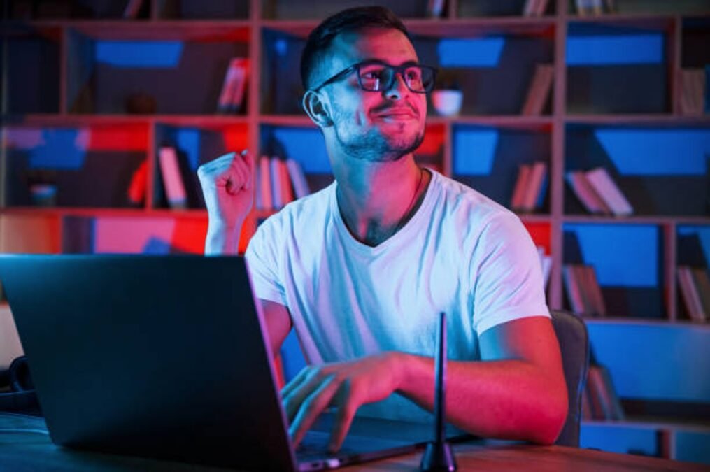 Best Blue Light Sunglasses for Eye Protection (2026 Guide)