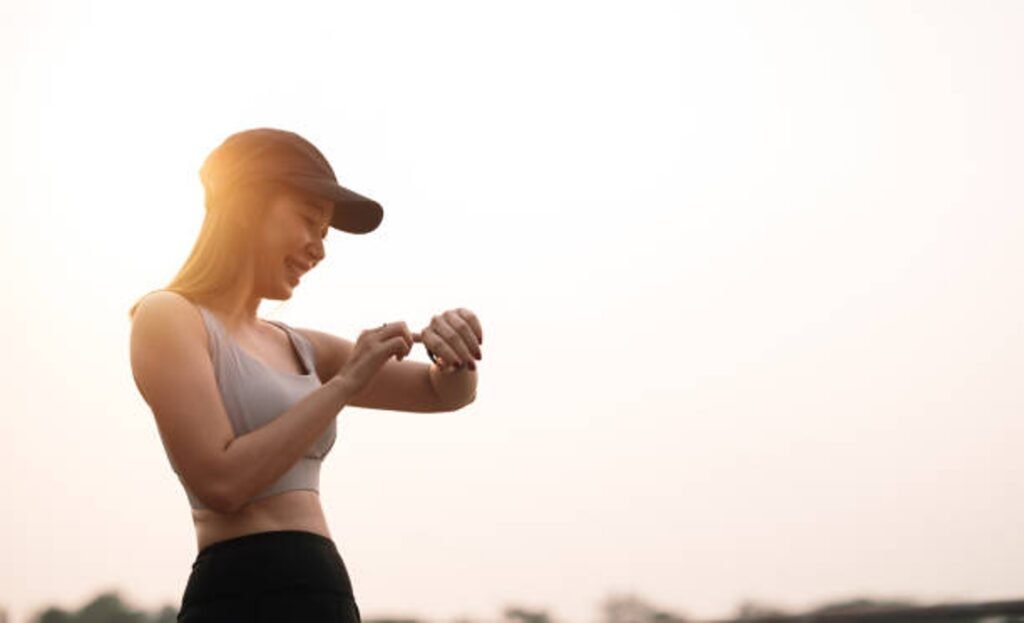 How Smartwatches Track Your Heart Rate — And How Accurate They Are