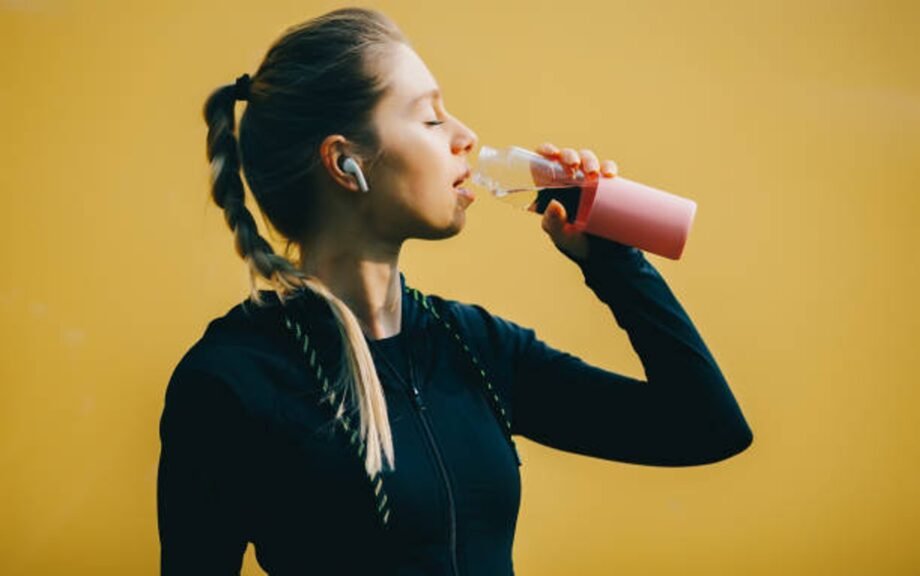 Top Smart Water Bottles That Help You Stay Hydrated